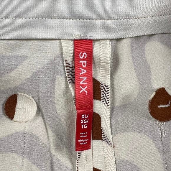 SPANX On The Go Brown Zebra Print Stretch Control Shorts Size XL - Picture 10 of 13